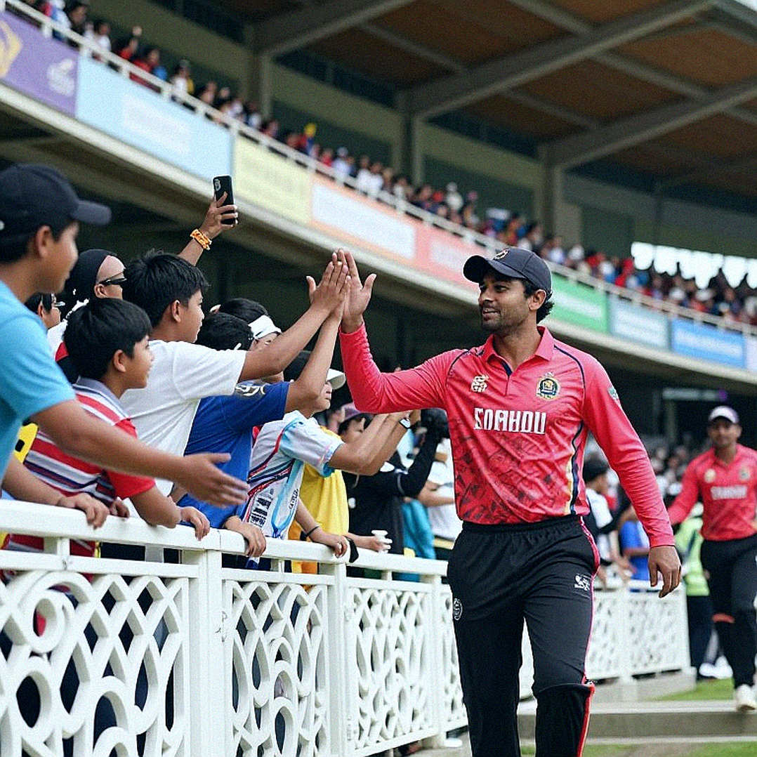 গতবারের তিন বিদেশিই নেই: হারিকেনসের শিরোপা-রক্ষার আসল পরীক্ষা ৭ থেকে ১৫ ওভারে