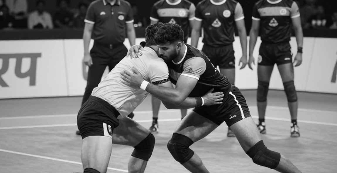 চতুর্থ মাত্রার খালি রসিদ: মাইনক্রাফটের ‘দ্য সিফ্ট’ কেন এখনো একটি অসম্পূর্ণ দাবি