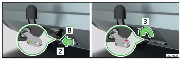 Fig. 159 Meter a chave no fecho / desbloquear o fecho